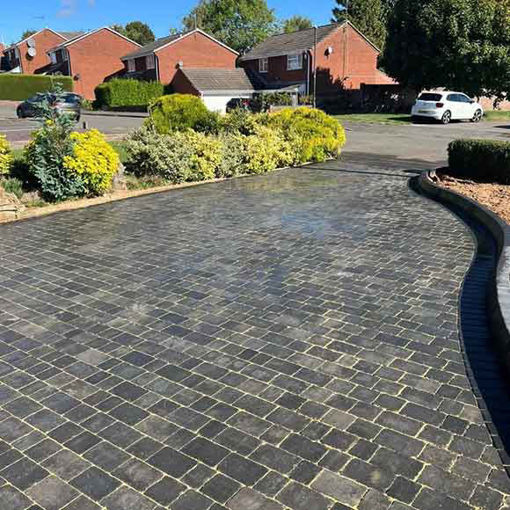 Picture of Bradstone Woburn Rumbled Block Paving 200x134x50mm Graphite Large