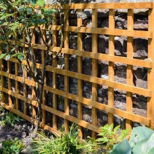 Picture of Grange 1.8x0.61m Heavy Duty Square Trellis Green