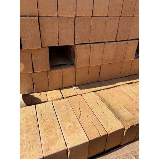 Picture of Wienerberger Warm Golden Buff Facing Brick 65mm