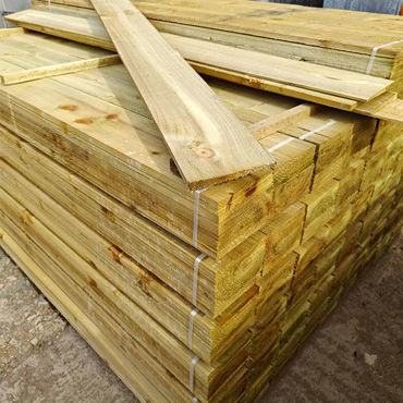 Featheredge boards and closeboard fencing supplies in Peterborough